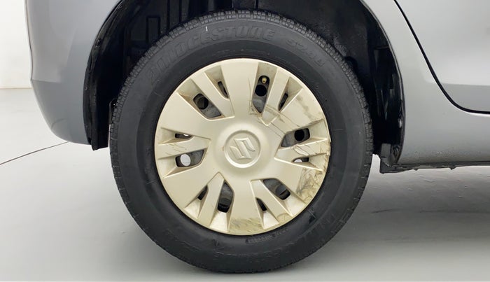 2014 Maruti Swift VXI D, Petrol, Manual, 39,700 km, Right Rear Wheel