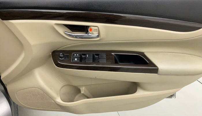 2017 Maruti Ciaz ALPHA 1.4 VVT, Petrol, Manual, 70,864 km, Driver Side Door Panels Control
