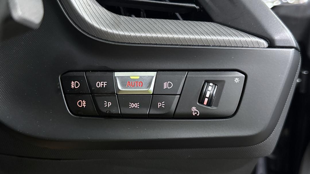 2020 BMW 2 18i M Sport Gran Coupe, Automatic, 75420 km, Utility Switches/Buttons