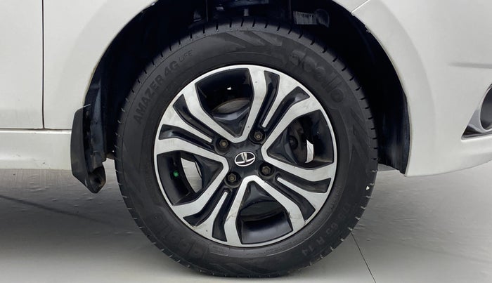 2019 Tata Tiago XZA 1.2 REVOTRON, CNG, Automatic, 68,646 km, Right Front Wheel