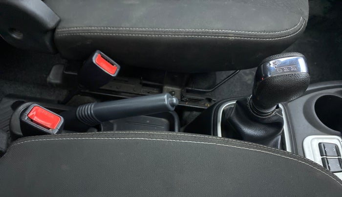 2018 Datsun Redi Go 1.0 S AT, Petrol, Automatic, 39,123 km, Gear Lever