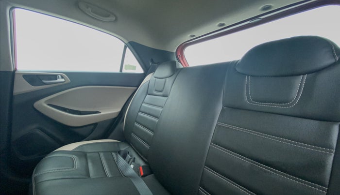 2019 Hyundai Elite i20 1.2 SPORTS PLUS VTVT, Petrol, Manual, 7,742 km, Right Side Door Cabin View