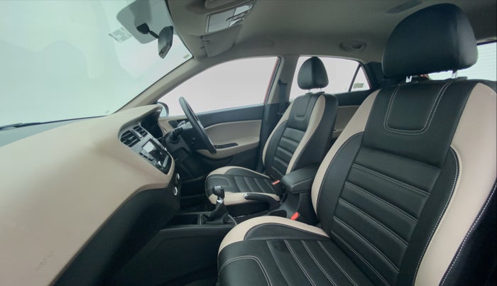 2019 Hyundai Elite i20 1.2 SPORTS PLUS VTVT, Petrol, Manual, 7,742 km, Right Side Front Door Cabin View