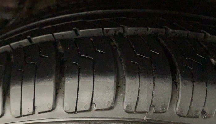 2019 Tata Tiago XZ PETROL, CNG, Manual, 72,793 km, Left Rear Tyre Tread