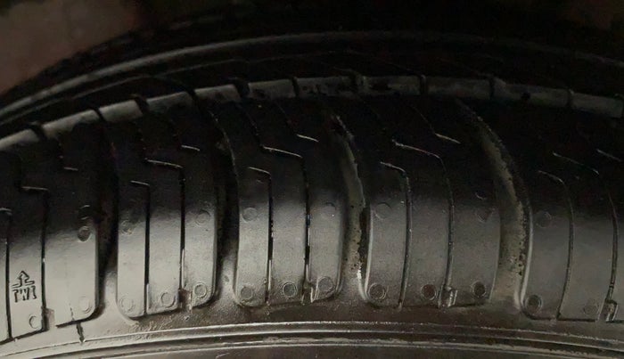 2019 Tata Tiago XZ PETROL, CNG, Manual, 72,793 km, Right Rear Tyre Tread