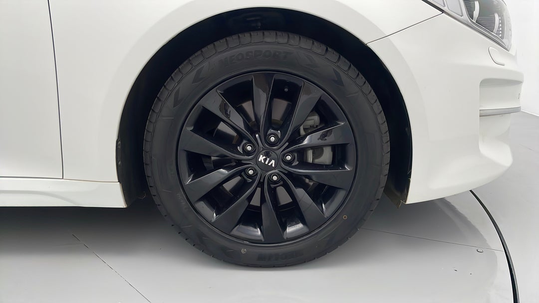 2016 Kia Optima Si, Automatic, 73563 km, Right Front Wheel