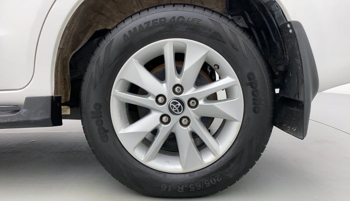 2019 Toyota Innova Crysta 2.4 GX 8 STR, Diesel, Manual, 38,470 km, Left Rear Wheel