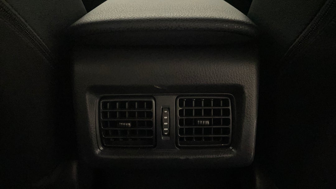 Rear A/C Vent