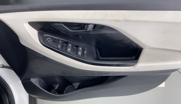 2020 Hyundai Creta EX CRDI MT, Diesel, Manual, 14,782 km, Driver Side Door Panels Control