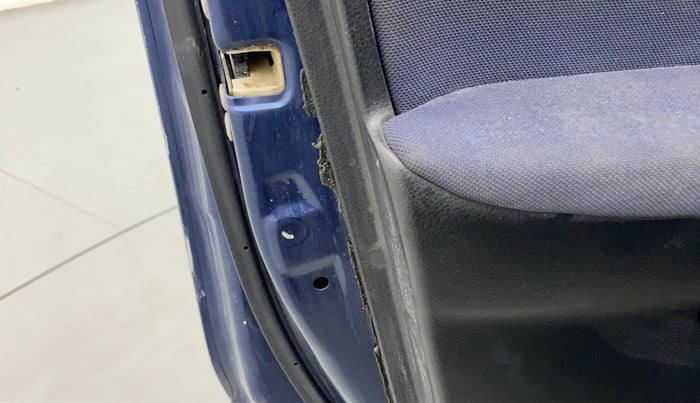 2019 Maruti Baleno DELTA PETROL 1.2, Petrol, Manual, 53,360 km, Front passenger door - Door stopper rubber missing