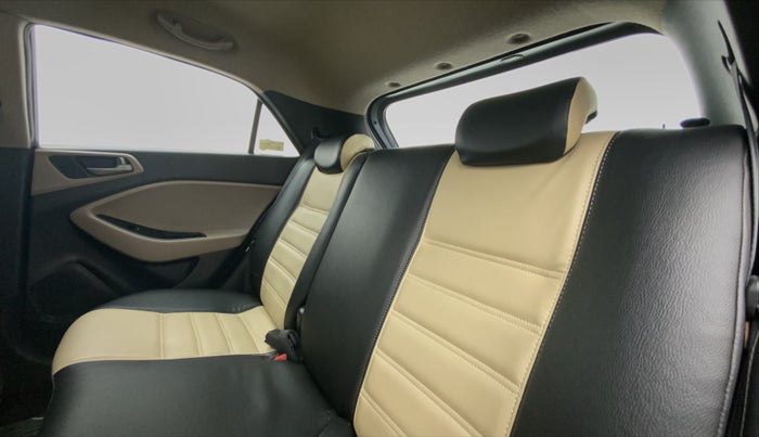 2016 Hyundai Elite i20 ASTA 1.4 CRDI, Diesel, Manual, 81,436 km, Right Side Rear Door Cabin
