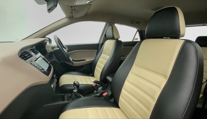 2016 Hyundai Elite i20 ASTA 1.4 CRDI, Diesel, Manual, 81,436 km, Right Side Front Door Cabin