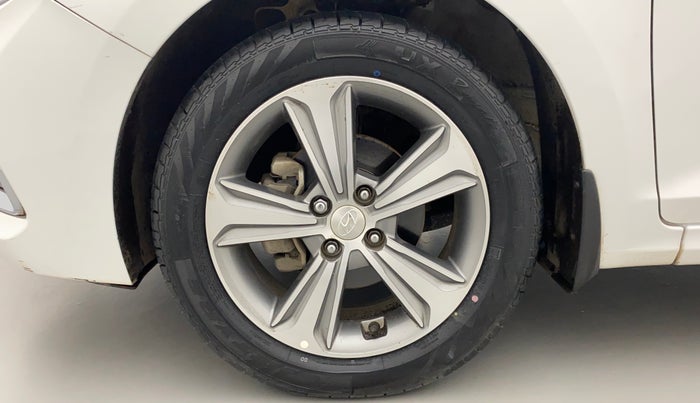 2018 Hyundai Verna 1.6 SX (O) CRDI MT, Diesel, Manual, 1,01,110 km, Left Front Wheel