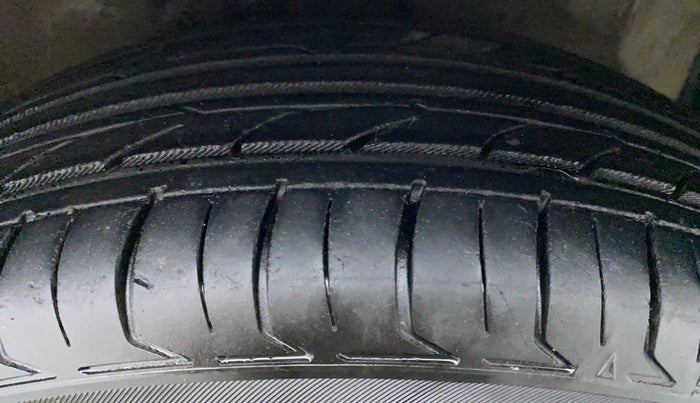 2017 Maruti Celerio ZXI OPT AMT, Petrol, Automatic, 90,404 km, Left Rear Tyre Tread