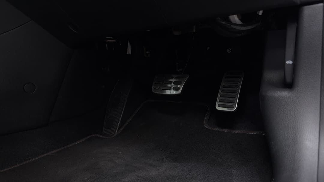 2022 Hyundai i30 N Line Premium, Automatic, 35636 km, Pedals and Footmat