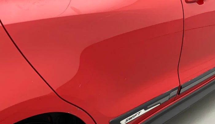 2018 Maruti Swift VXI AMT, Petrol, Automatic, 84,015 km, Right rear door - Minor scratches