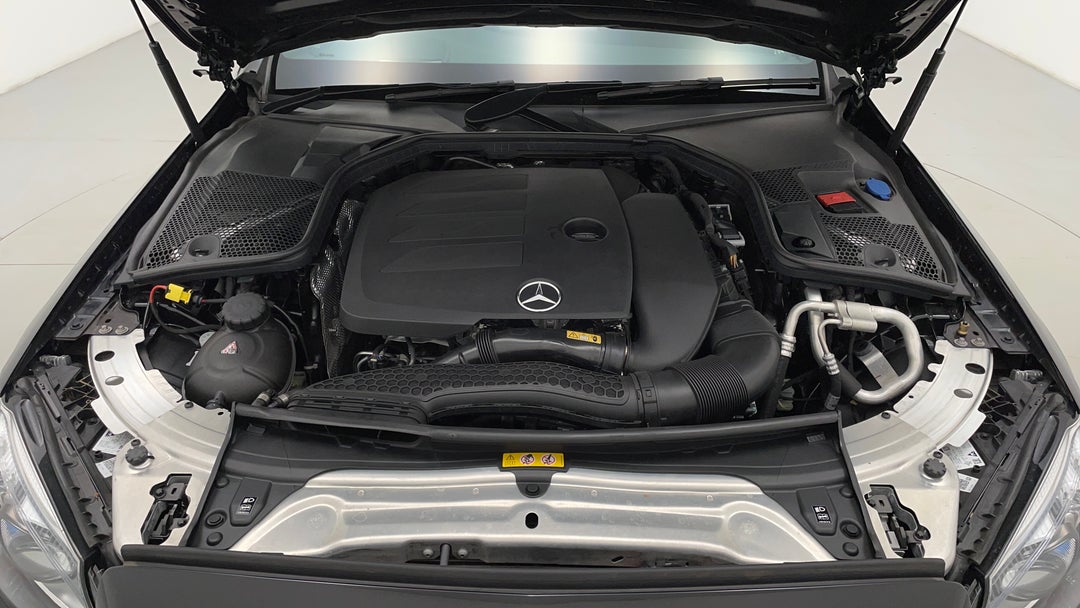 Open Bonnet (Engine)