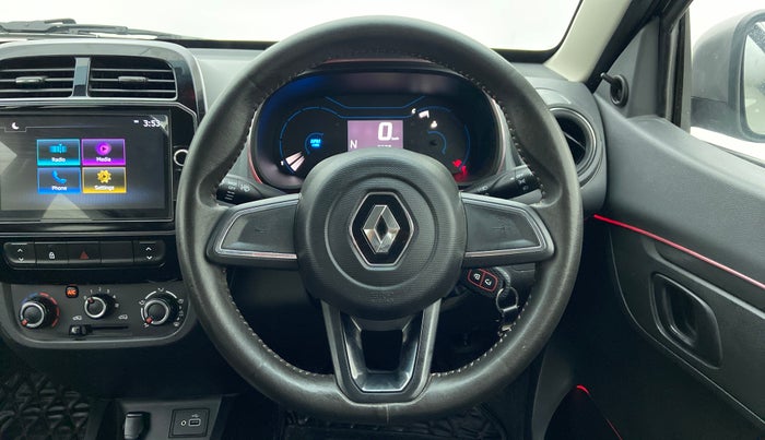 2021 Renault Kwid 1.0 RXT Opt AT, Petrol, Automatic, 7,336 km, Steering Wheel Close Up