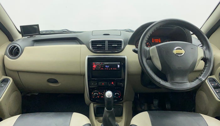2015 Nissan Terrano XL P, Petrol, Manual, 83,958 km, Dashboard