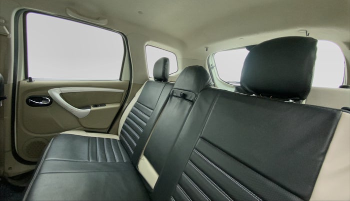 2015 Nissan Terrano XL P, Petrol, Manual, 83,958 km, Right Side Rear Door Cabin