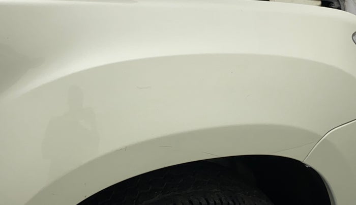 2015 Nissan Terrano XL P, Petrol, Manual, 83,958 km, Right fender - Minor scratches