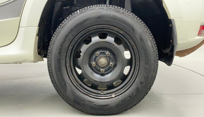 2015 Nissan Terrano XL P, Petrol, Manual, 83,958 km, Left Rear Wheel