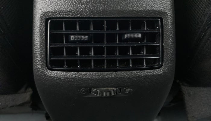 2015 Hyundai Elite i20 ASTA 1.2, Petrol, Manual, 56,606 km, Rear AC Vents