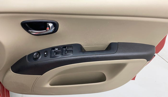 2011 Hyundai i10 MAGNA 1.2, Petrol, Manual, 52,173 km, Driver Side Door Panels Control