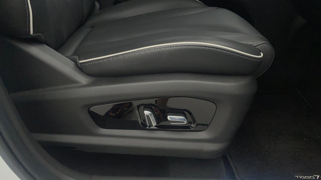 Drivers Side Adjustment Panel