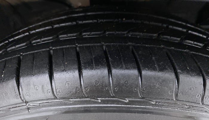 2019 KIA SELTOS 1.4 GTX+ TURBO GDI PETROL AT, Petrol, Automatic, 13,690 km, Right Front Tyre Tread
