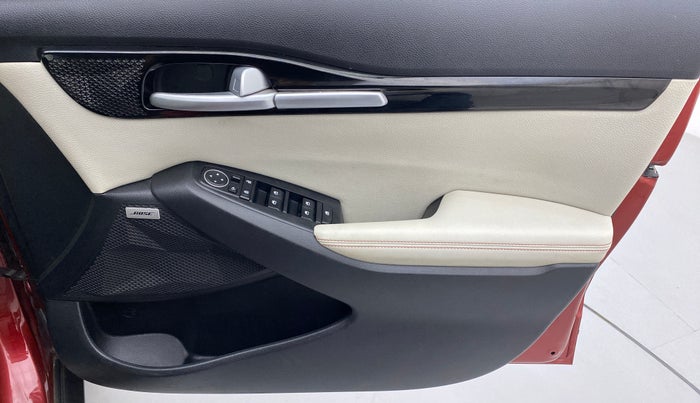 2019 KIA SELTOS 1.4 GTX+ TURBO GDI PETROL AT, Petrol, Automatic, 13,690 km, Driver Side Door Panels Control