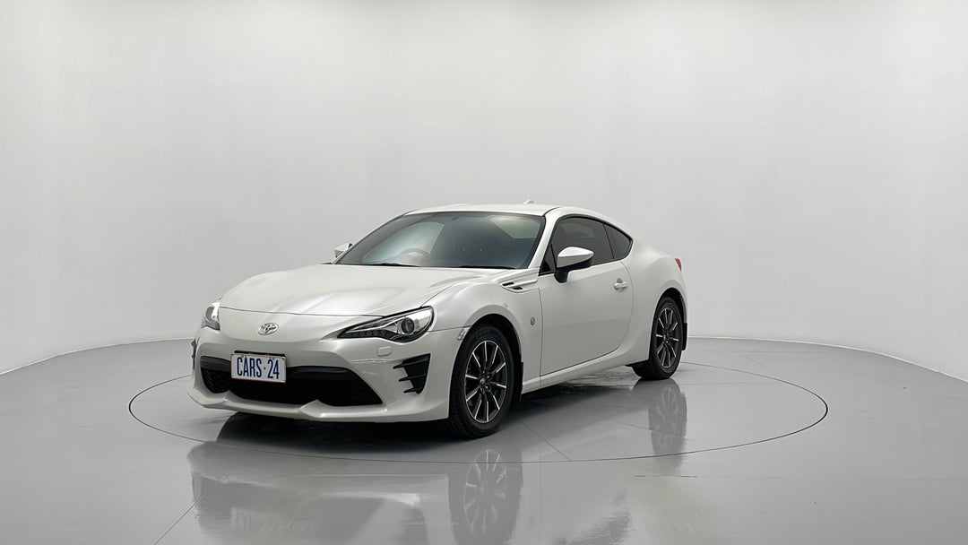 Left Front Diagonal (45- Degree) View