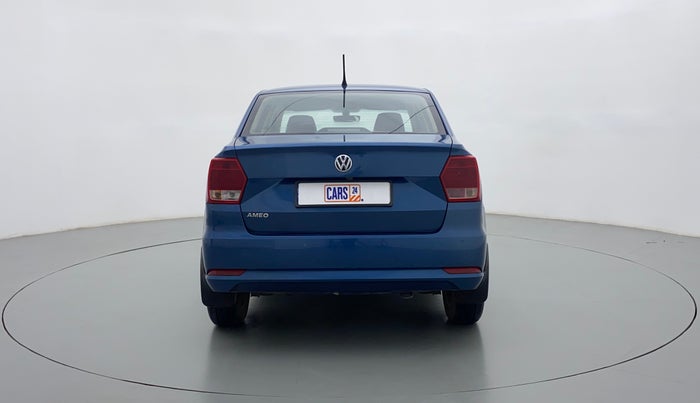 2016 Volkswagen Ameo HIGHLINE 1.2, Petrol, Manual, 28,050 km, Back/Rear