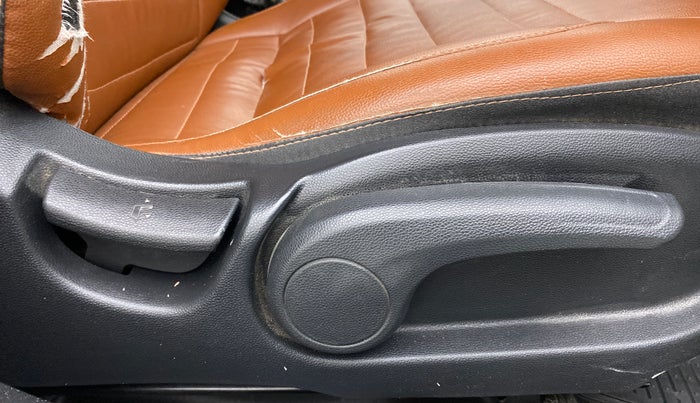 2018 Hyundai Elite i20 ASTA 1.4 CRDI, Diesel, Manual, 89,269 km, Driver Side Adjustment Panel