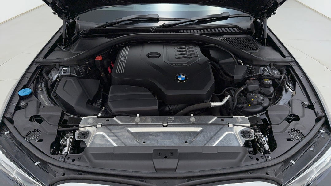 Open Bonnet (Engine)