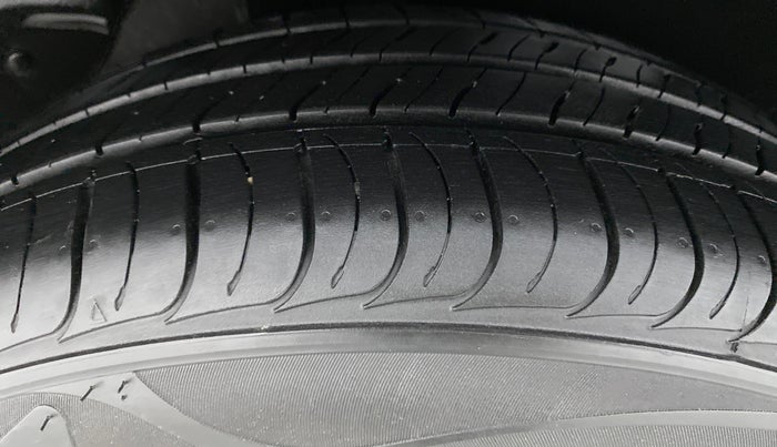 2019 Hyundai Creta 1.6 E + VTVT, Petrol, Manual, 16,733 km, Right Rear Tyre Tread