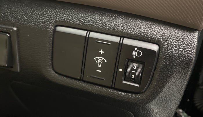 2019 Hyundai Creta 1.6 E + VTVT, Petrol, Manual, 16,733 km, Dashboard - Headlight height adjustment not working