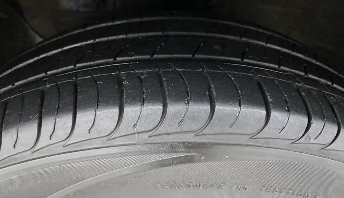 2019 Hyundai Creta 1.6 E + VTVT, Petrol, Manual, 16,733 km, Left Front Tyre Tread