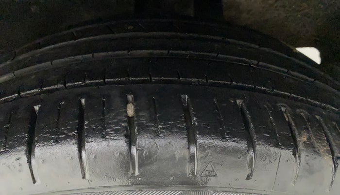 2016 Maruti Baleno ZETA CVT PETROL 1.2, Petrol, Automatic, 35,869 km, Left Rear Tyre Tread