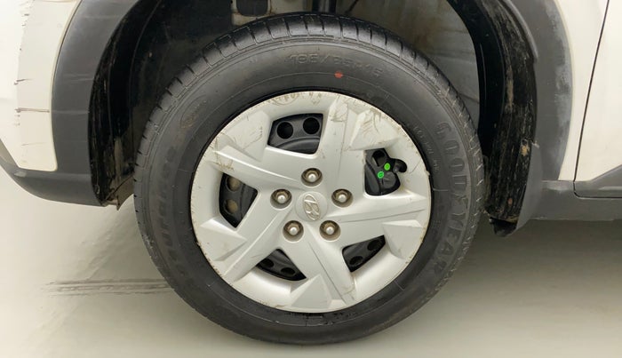 2020 Hyundai VENUE S 1.2, Petrol, Manual, 46,774 km, Left Front Wheel