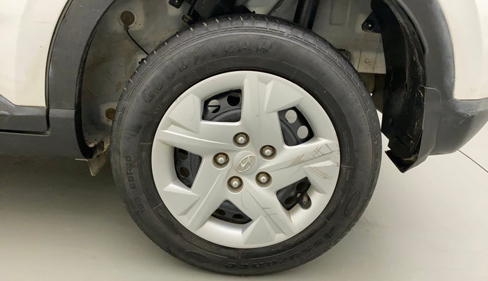 2020 Hyundai VENUE S 1.2, Petrol, Manual, 46,774 km, Left Rear Wheel