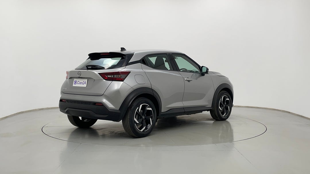 Right Back Diagonal (45- Degree) View