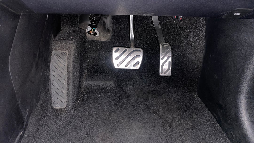 Pedals and Footmat