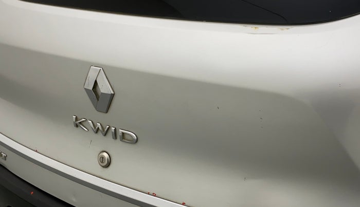 2016 Renault Kwid RXT 0.8, Petrol, Manual, 75,224 km, Dicky (Boot door) - Minor scratches