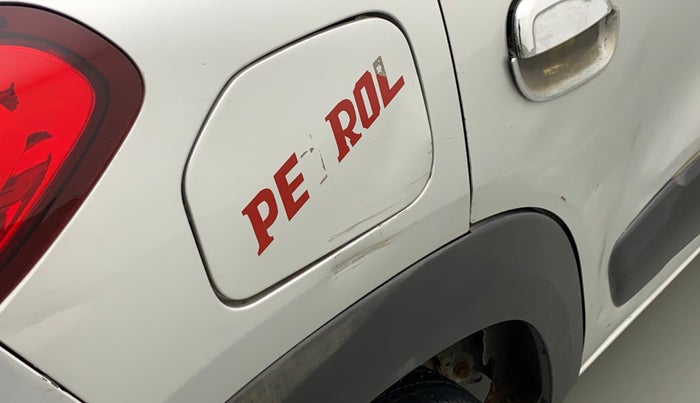 2016 Renault Kwid RXT 0.8, Petrol, Manual, 75,224 km, Right quarter panel - Minor scratches