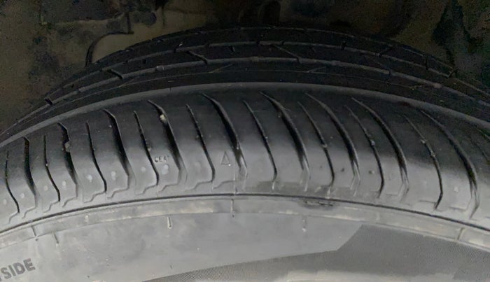 2018 Tata NEXON XM PETROL, Petrol, Manual, 45,514 km, Left Front Tyre Tread