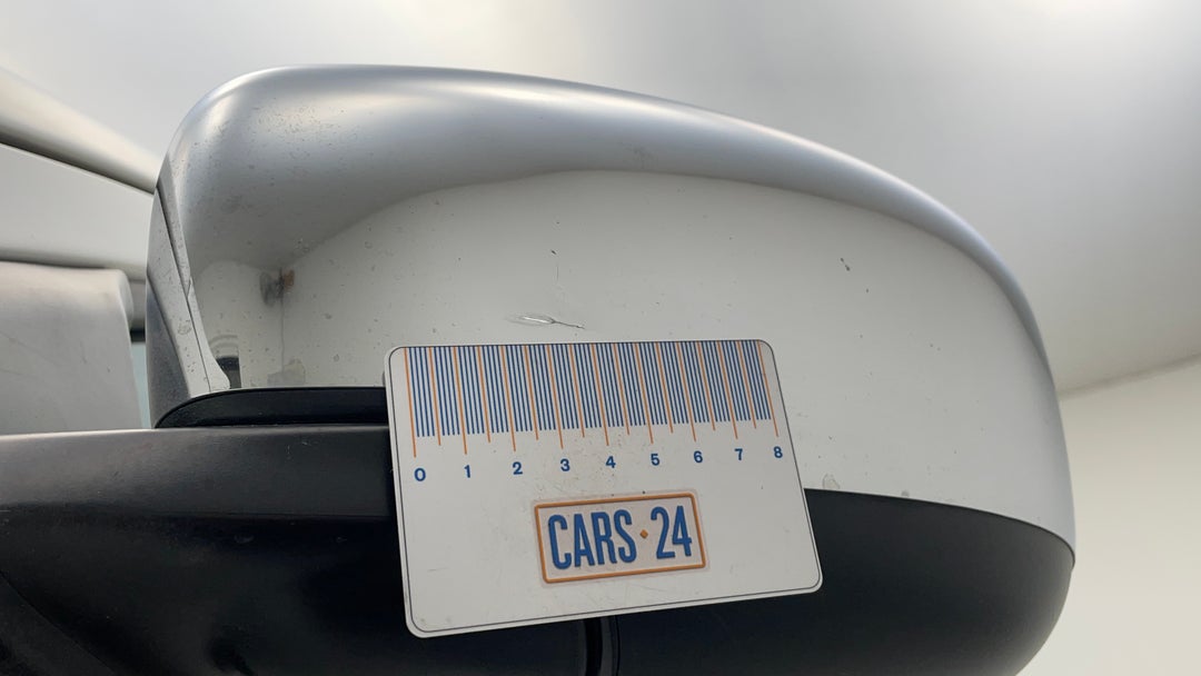 2018 Nissan Navara St (4x4), Automatic, 101289 km, Side Mirrors Housing LHS Chip