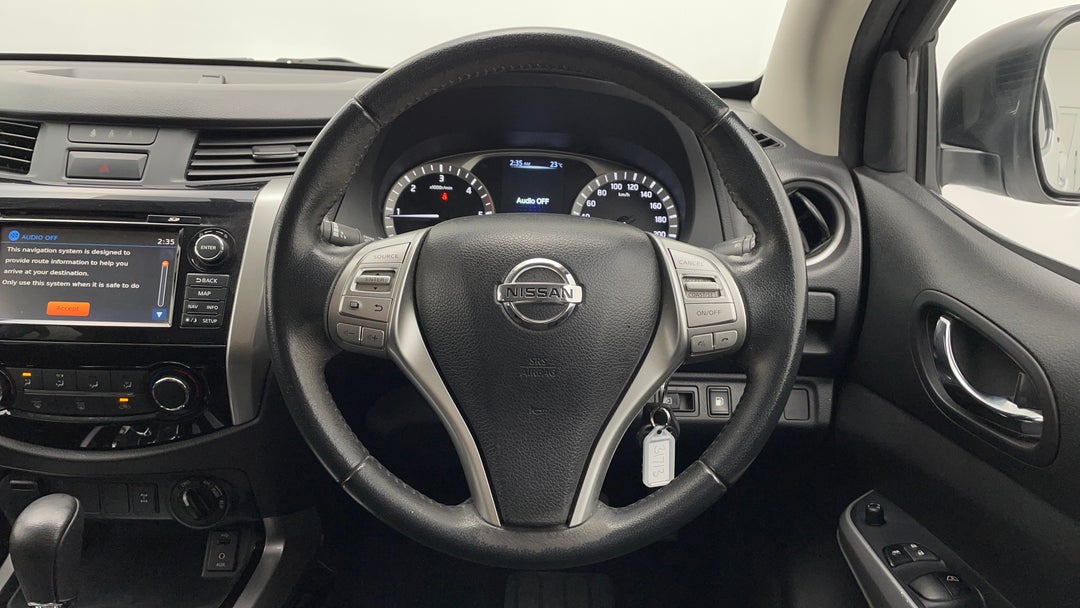2018 Nissan Navara St (4x4), Automatic, 101289 km, Steering Wheel Close-up