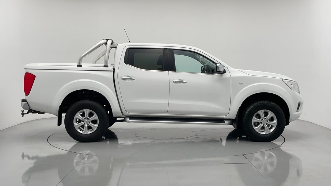 2018 Nissan Navara St (4x4), Automatic, 101289 km, Right Side View