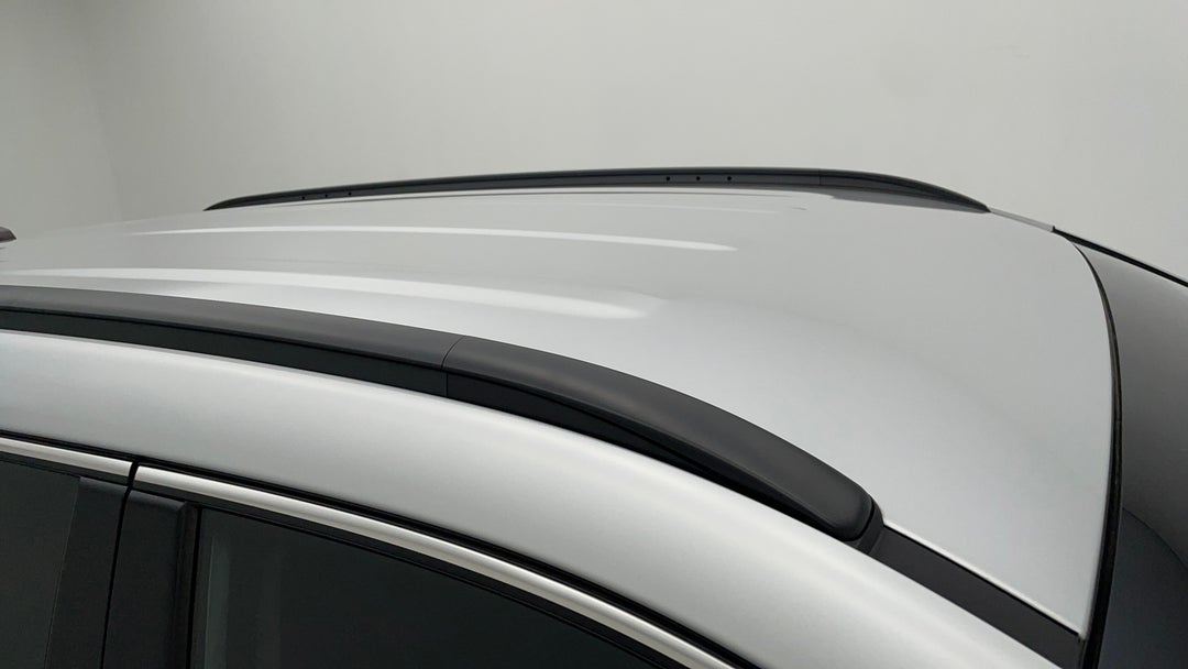 2017 Hyundai Santa Fe Active (4x4), Automatic, 76782 km, Roof/Sunroof View